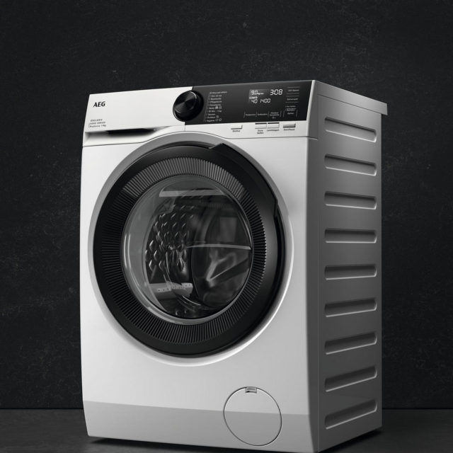 AEG LFR62944B 9kg 1400 Spin Washing Machine - White