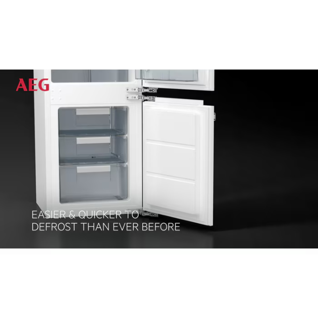 AEG NSC6L18ZES 54.6cm 70/30 Built In Low Frost Fridge Freezer