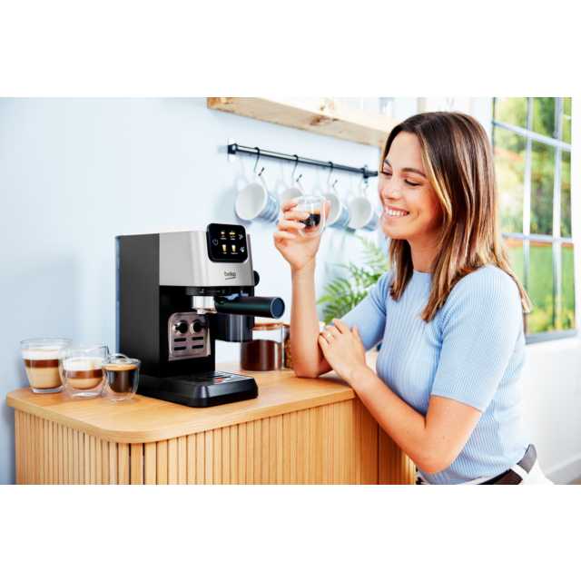 Beko CEP5304X Manual Espresso With Steam Wand - Black