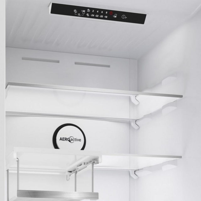 Blomberg KND24692V Vitamincare+ 50/50 Total No Frost Combi Fridge Freezer - White