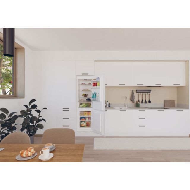Candy CBBML18EK Integrated Low Frost Fridge Freezer 177Cm 70:30
