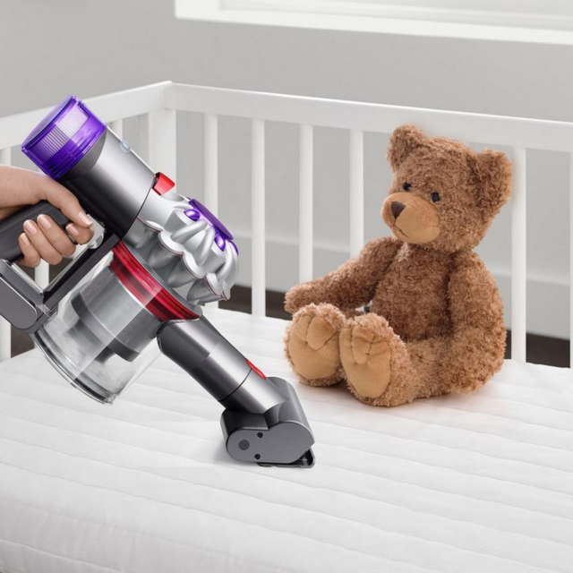 Dyson CARBOAT Handheld Vacuum - 50 Minutes Run Time - Grey