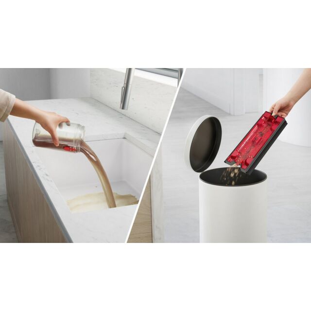 Dyson WASHG1 492666-01 WASHG1 Wet Cleaner - 35 Minutes Run Time - Black/Blue