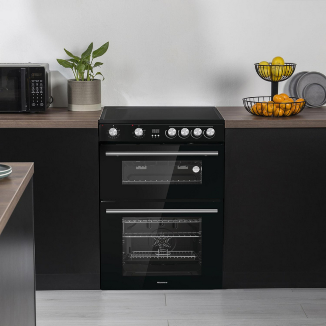 Hisense HDE3211BBUK 60cm Double Oven Electric Cooker with Ceramic Hob - Black