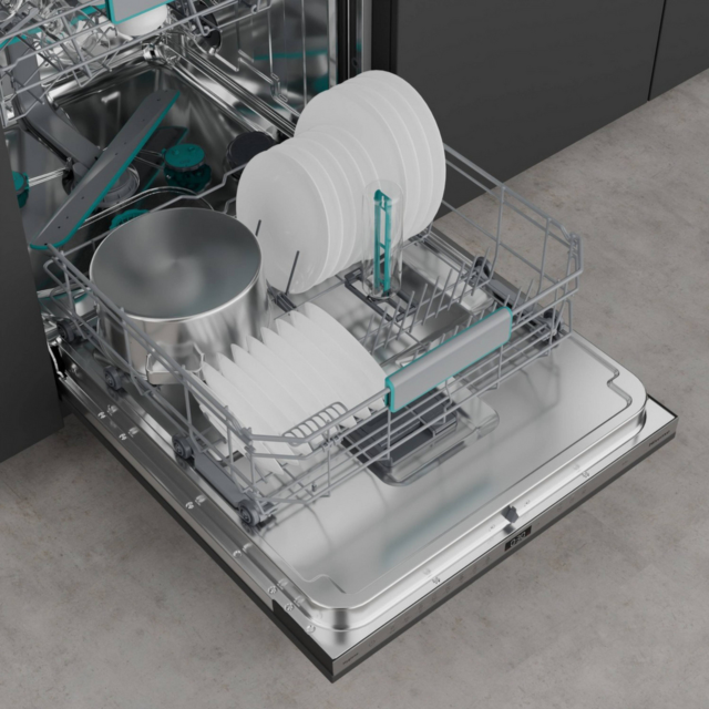 Hisense HV16AUK Full-Size Fully Integrated Dishwasher - 16 Place Settings