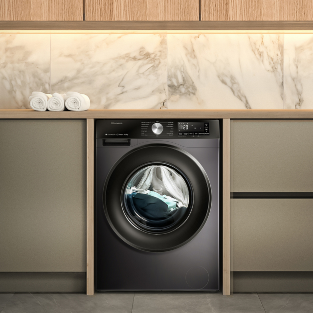 Hisense WF3S1043BB3 10.5Kg 1400 Spin Steam Washing Machine - Black