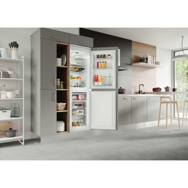 Hoover HOB50S518EK Integrated Static Fridge Freezer, 233 Litres (150/83), 177Cm, 50:50, E Energy, C
