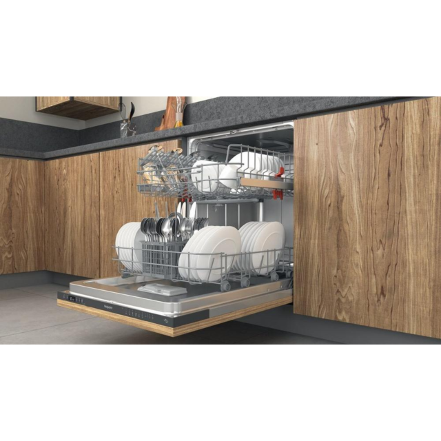 Hotpoint H2IHKD526UK Fully Integrated Dishwasher