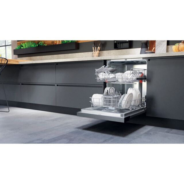 Hotpoint H3BL626XUK Semi Integrated Dishwasher
