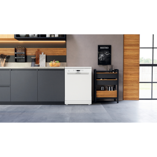 Hotpoint HP2FFC14BN6WUK Dishwasher With Activedry - White - 14 Place Settings