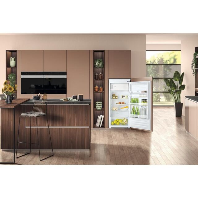 Hotpoint HSZ12A2D2 122 Cm Fridge