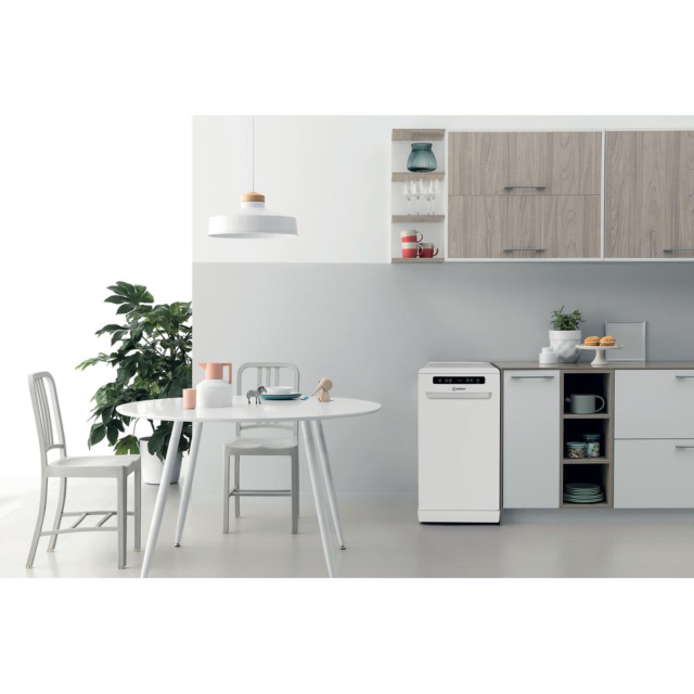 Indesit IN2FD10CS70WUK Slimline Dishwasher 10 Place Settings 8.7L 9 Progams