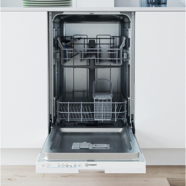 Indesit IN2ID10CS80UK Built In Slimeline Dishwasher