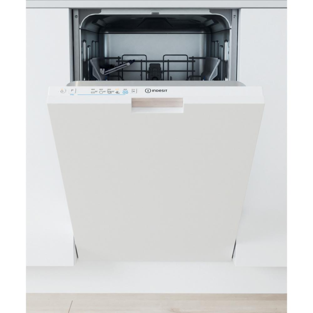 Indesit IN2ID10CS80UK Built In Slimeline Dishwasher