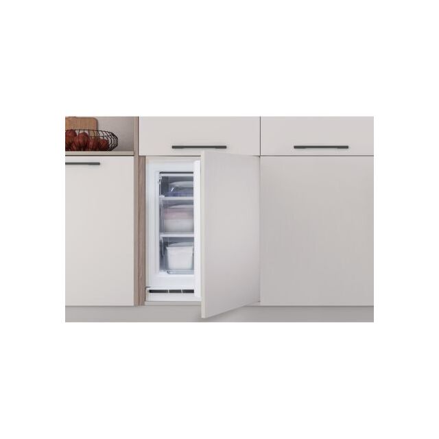 Indesit INBUFZ011 Built In Freezer