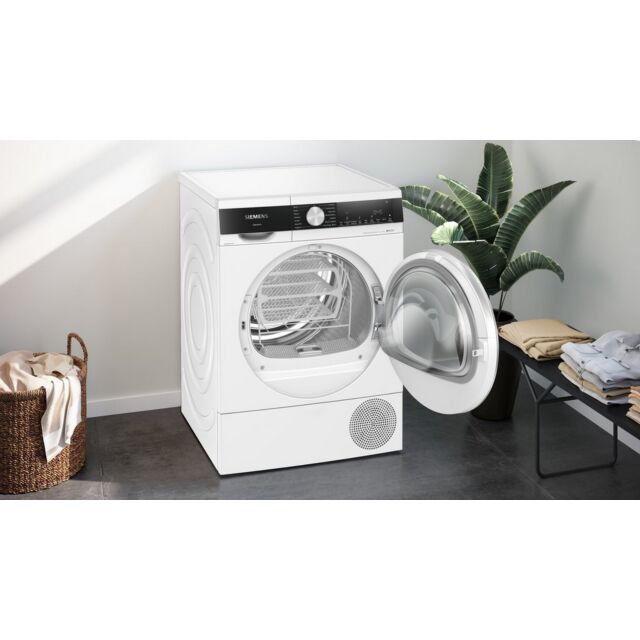 Siemens WQ45G2D2GB 9kg Heat Pump Tumble Dryer - White