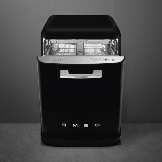 Smeg DFFABBL Retro Style Freestanding Dishwasher - Black